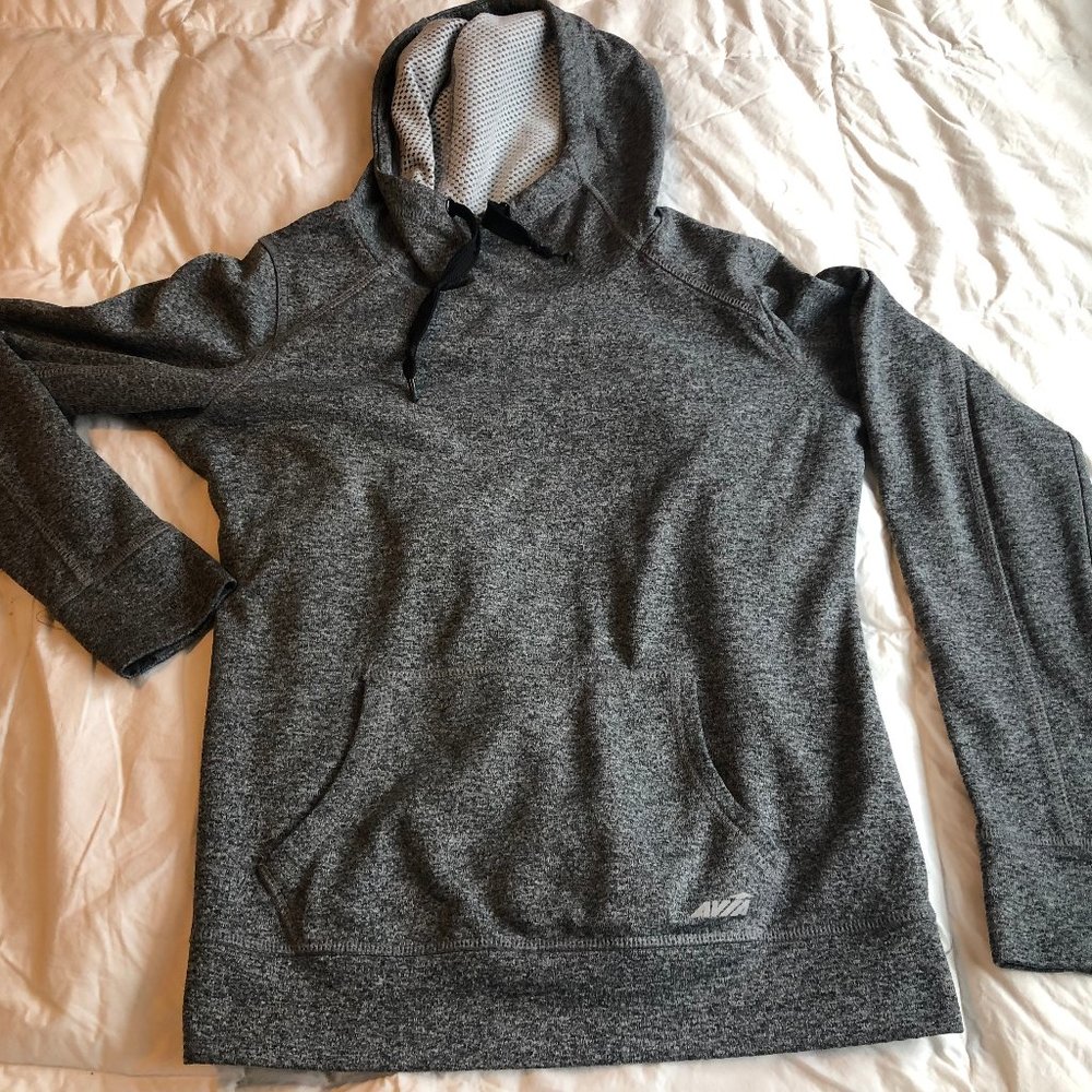 hooded pullover sweatshirt